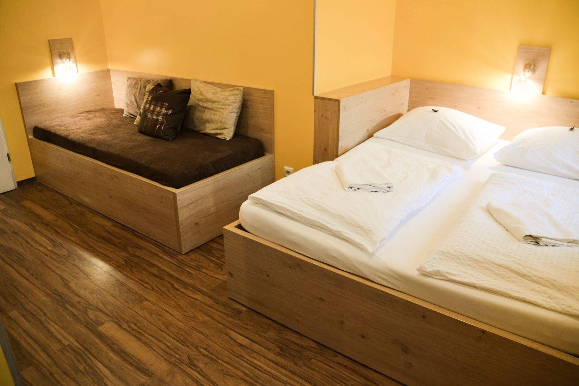 Do Step - Hotel&hostel * Wien